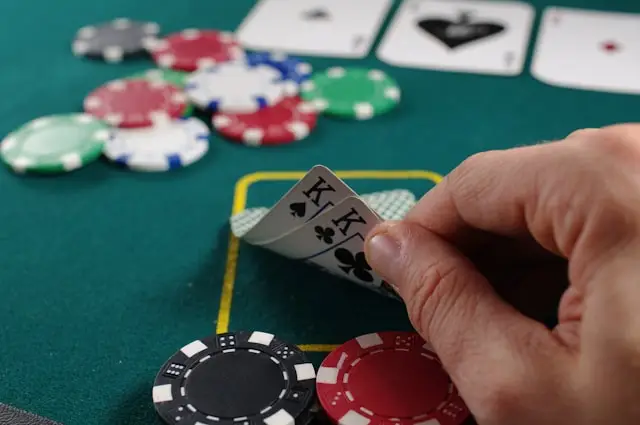 how to play poker